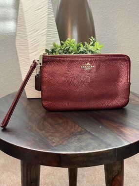 COACH Pebble Leather Metallic Cherry Double Corner Zip Wristlet EUC